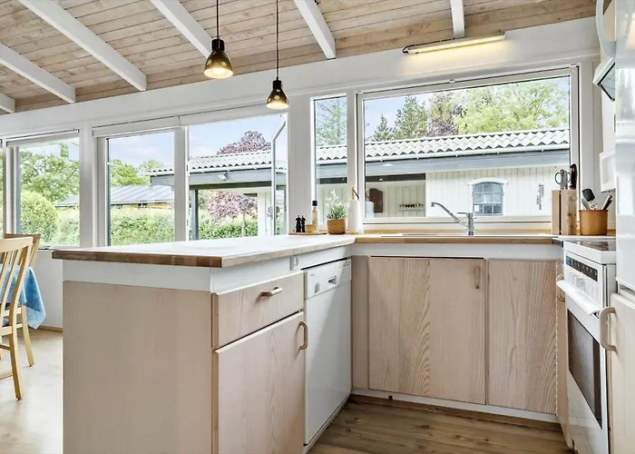 30536-odder-strandagervej-3 Holiday home *